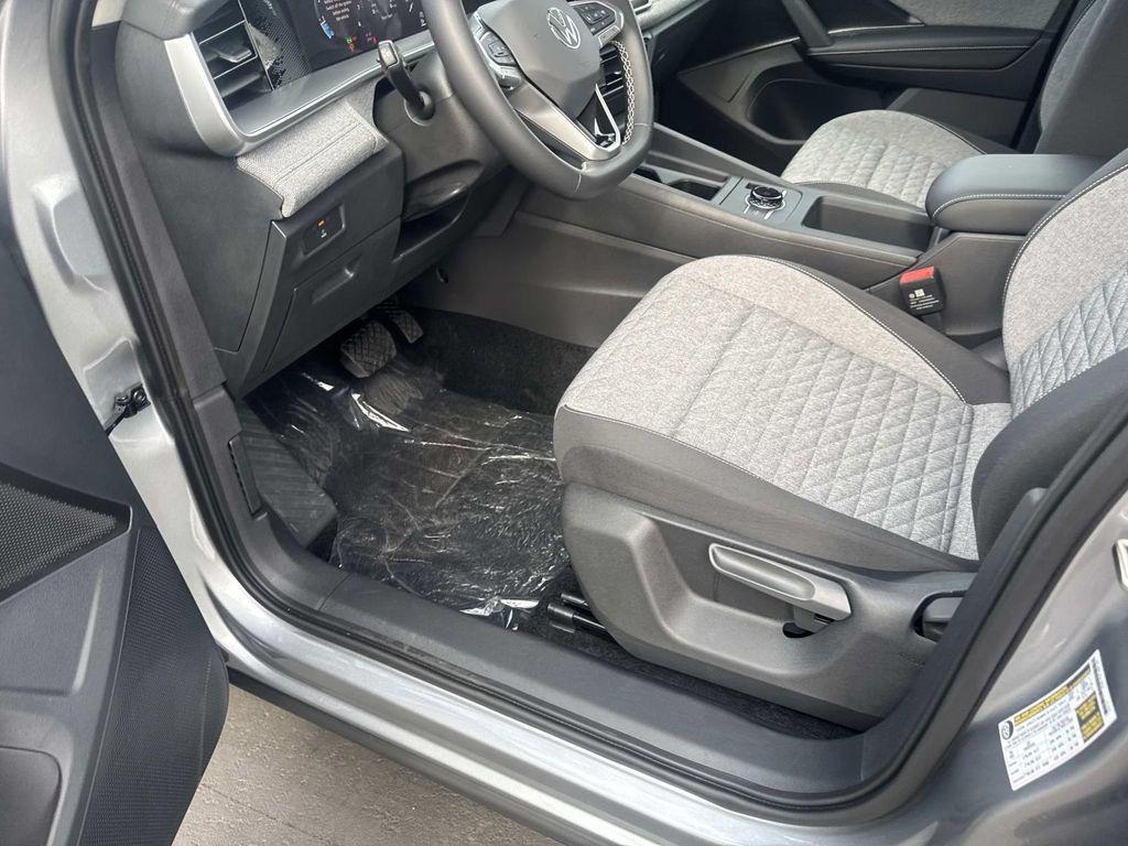 new 2026 Volkswagen Tiguan car, priced at $33,293