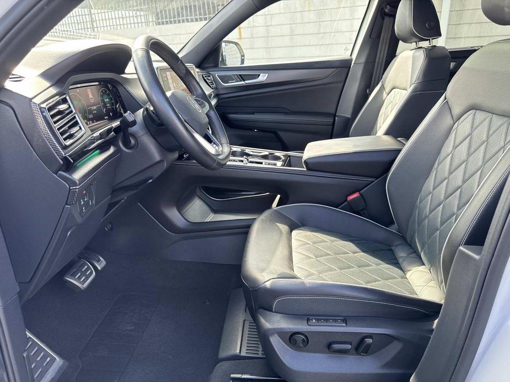used 2024 Volkswagen Atlas Cross Sport car, priced at $39,998