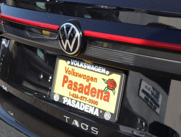 new 2025 Volkswagen Taos car