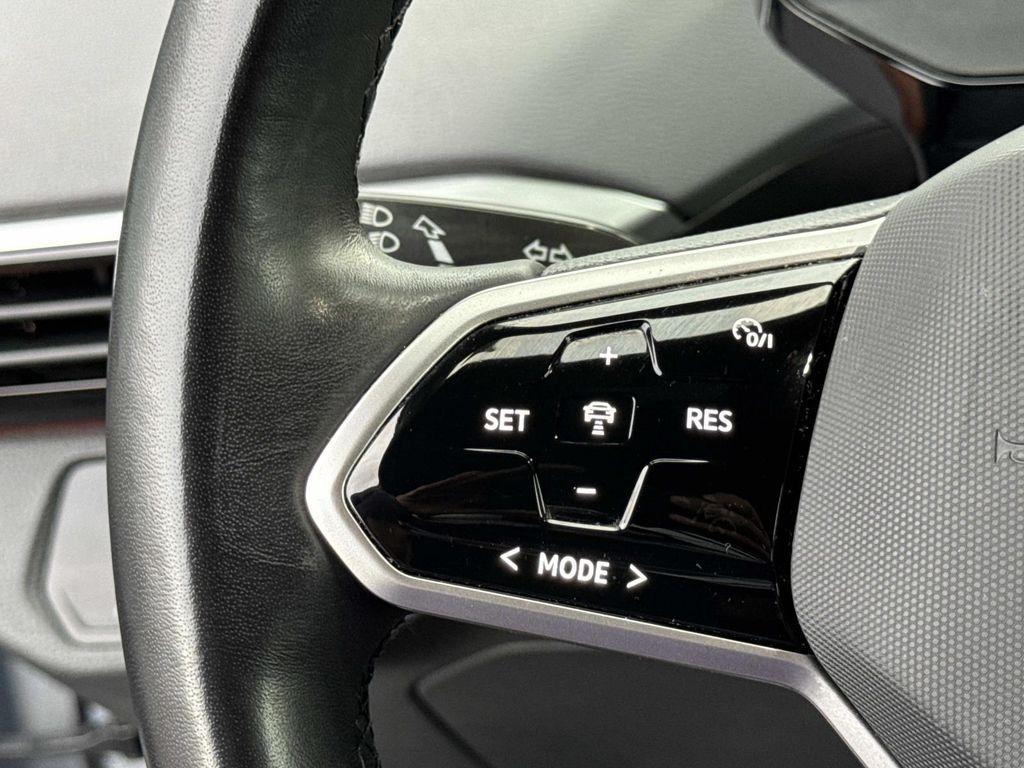 used 2022 Volkswagen ID.4 car, priced at $20,998