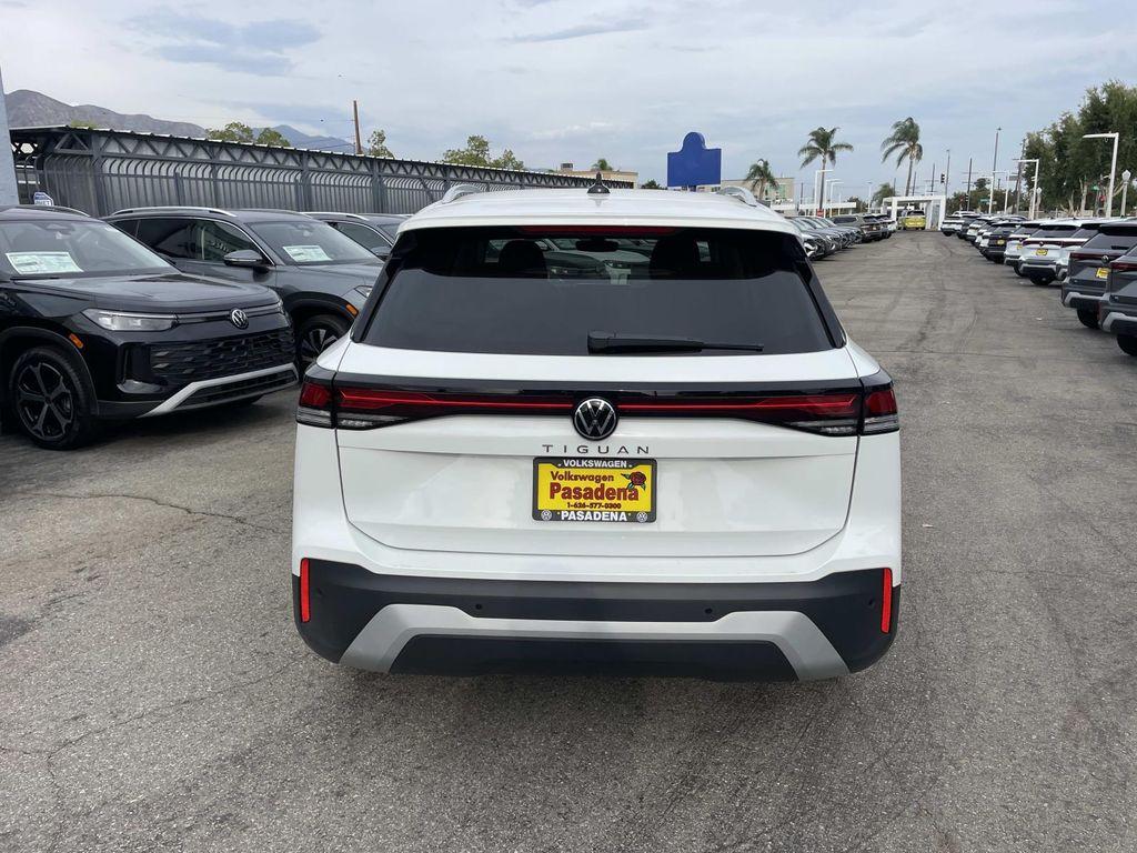 new 2025 Volkswagen Tiguan car, priced at $32,465