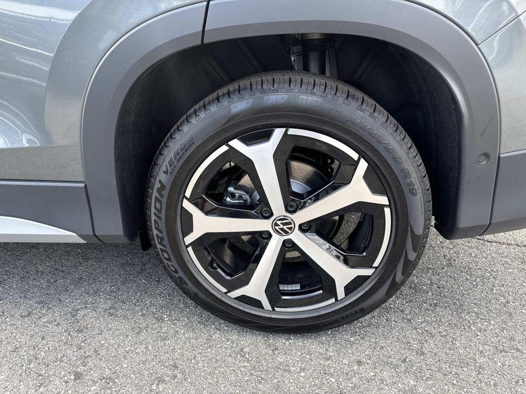 new 2026 Volkswagen Tiguan car, priced at $35,681