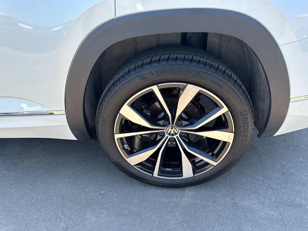 used 2024 Volkswagen Atlas car, priced at $44,777