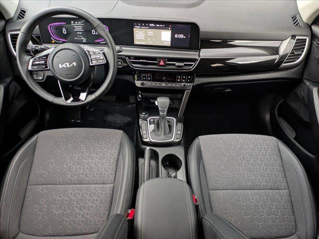 used 2025 Kia Seltos car, priced at $25,645