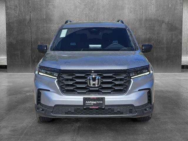 new 2025 Honda Pilot car, priced at $42,050