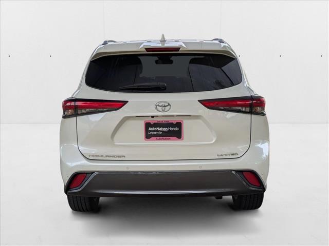 used 2021 Toyota Highlander car, priced at $30,923