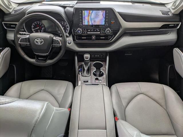 used 2021 Toyota Highlander car, priced at $30,923
