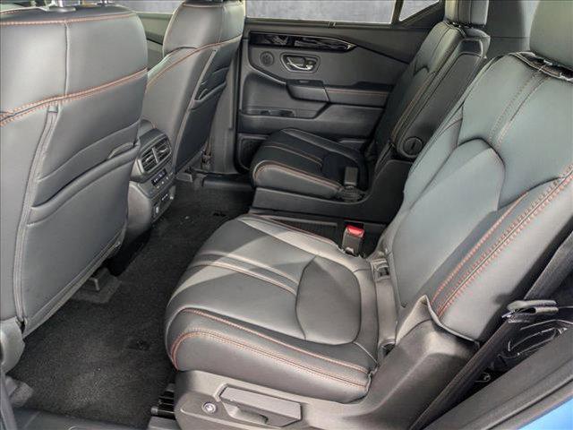 new 2025 Honda Pilot car, priced at $48,314