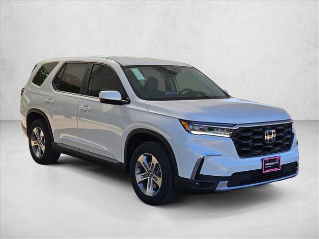 new 2025 Honda Pilot car, priced at $42,825