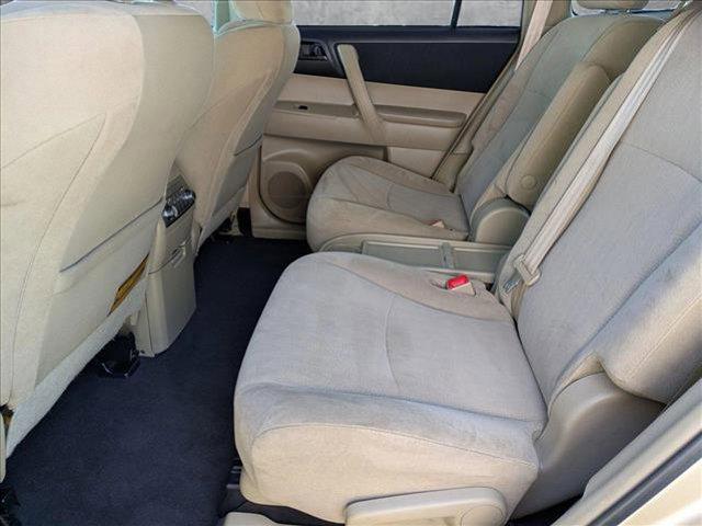 used 2013 Toyota Highlander car, priced at $12,609