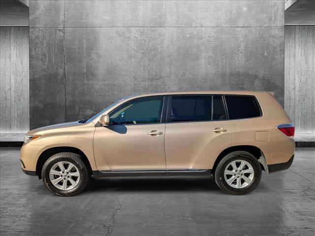 used 2013 Toyota Highlander car, priced at $12,609