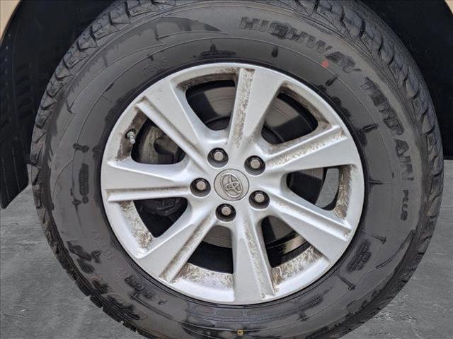 used 2013 Toyota Highlander car, priced at $12,990