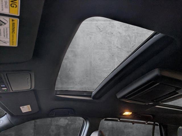 used 2022 Honda Pilot car, priced at $39,995