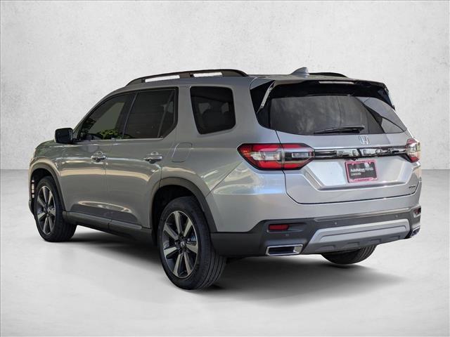 new 2025 Honda Pilot car, priced at $45,438