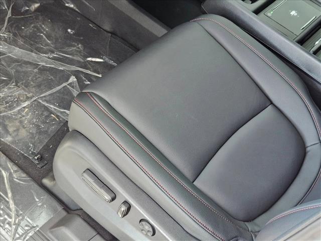 new 2026 Honda Odyssey car, priced at $43,195