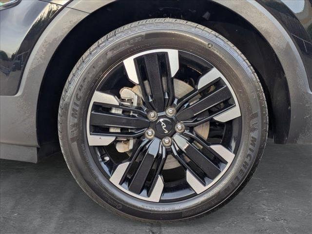 used 2024 Kia Telluride car, priced at $40,978
