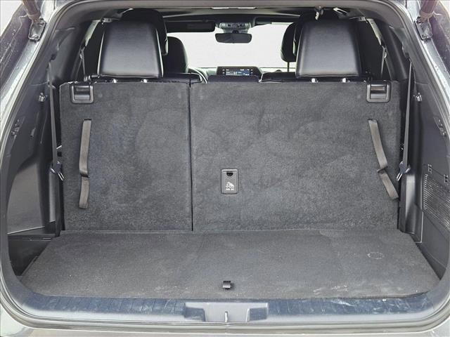 used 2021 Toyota Highlander car, priced at $28,394