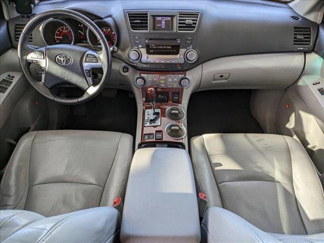 used 2012 Toyota Highlander car, priced at $15,598