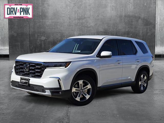 new 2025 Honda Pilot car, priced at $42,975