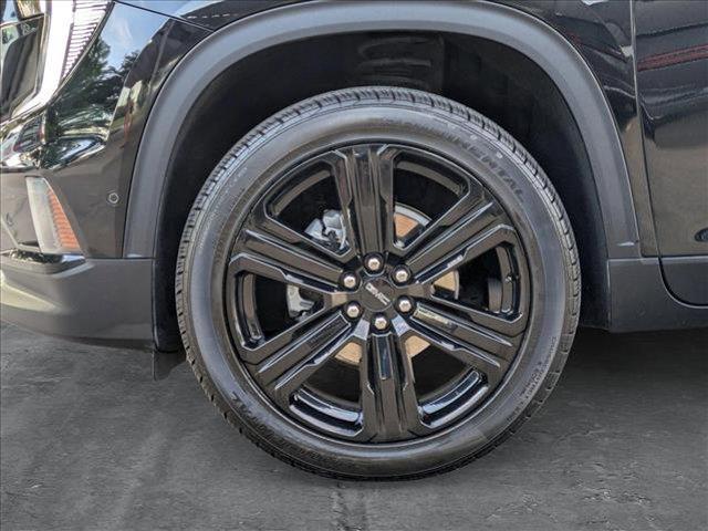 used 2025 GMC Acadia car, priced at $42,995