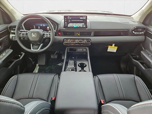 new 2025 Honda Pilot car, priced at $50,322