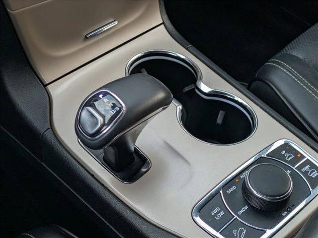 used 2015 Jeep Grand Cherokee car, priced at $15,457