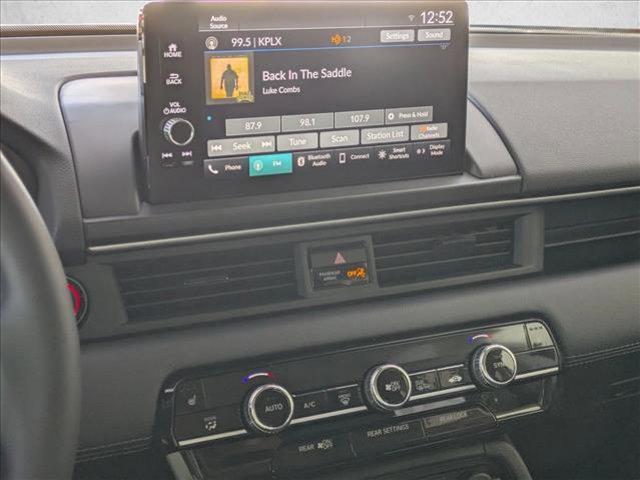 new 2025 Honda Pilot car, priced at $42,825