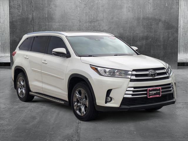 used 2019 Toyota Highlander car, priced at $27,995