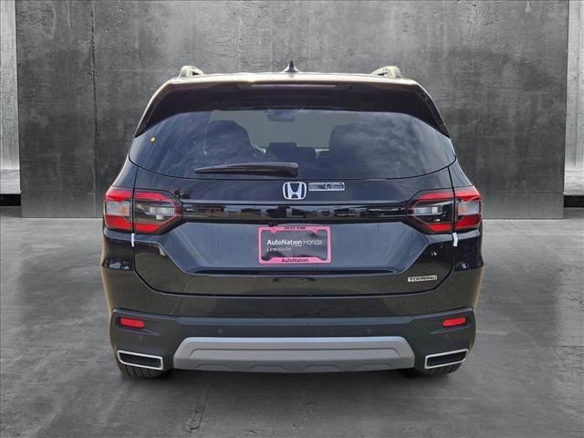 new 2025 Honda Pilot car, priced at $45,392