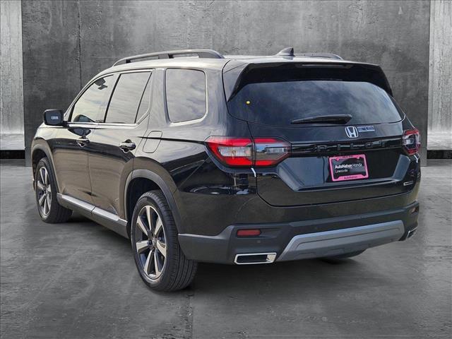 new 2025 Honda Pilot car, priced at $45,392