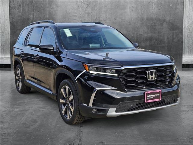 new 2025 Honda Pilot car, priced at $45,392