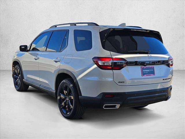 new 2025 Honda Pilot car, priced at $52,126