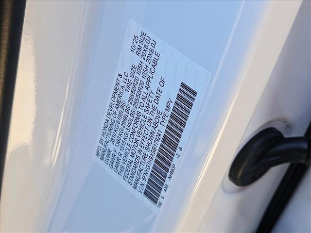 new 2025 Honda Pilot car, priced at $52,126