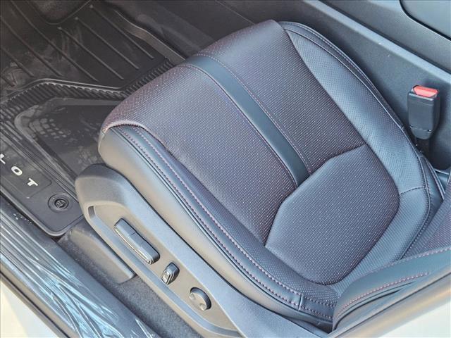 new 2025 Honda Pilot car, priced at $52,126