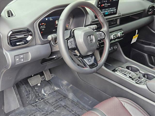 new 2025 Honda Pilot car, priced at $51,654