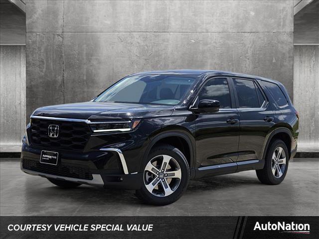 new 2025 Honda Pilot car, priced at $44,658