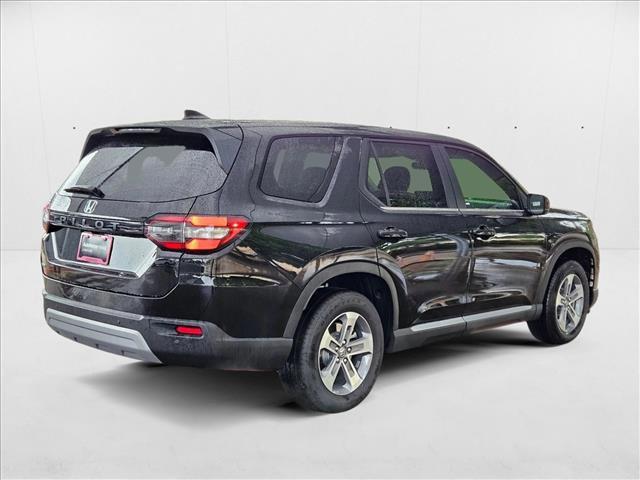 new 2025 Honda Pilot car, priced at $44,323