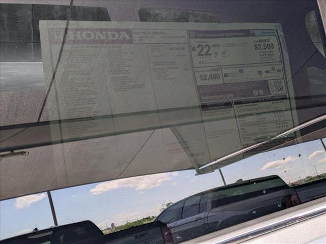 new 2025 Honda Pilot car, priced at $43,025