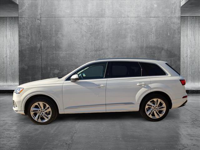 used 2020 Audi Q7 car, priced at $30,495