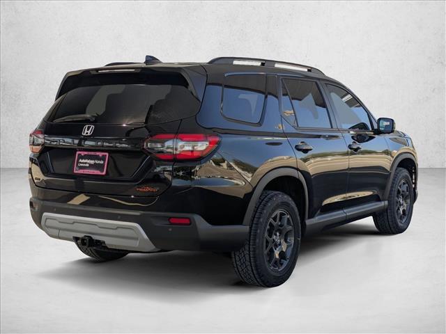 new 2025 Honda Pilot car, priced at $47,932