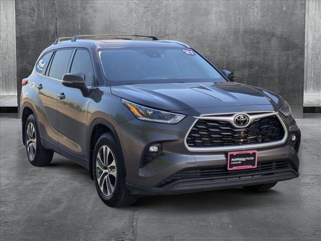 used 2021 Toyota Highlander car, priced at $26,998