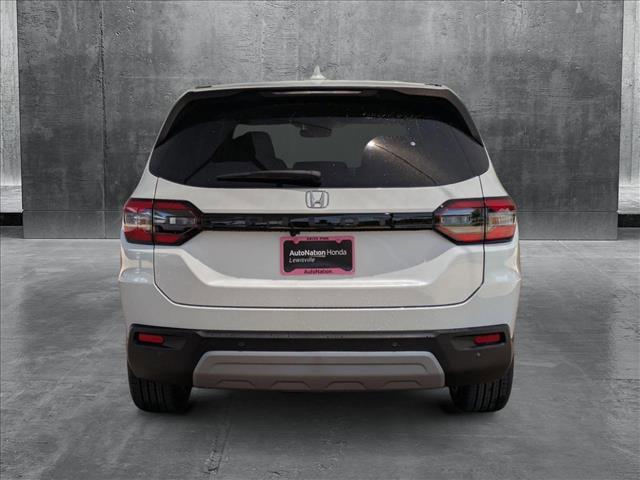 new 2025 Honda Pilot car, priced at $42,780