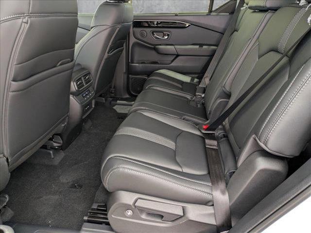 new 2025 Honda Pilot car, priced at $42,780