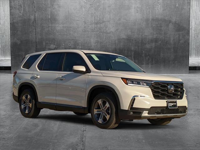 new 2025 Honda Pilot car, priced at $42,975