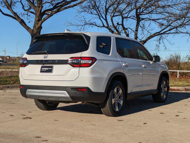 new 2025 Honda Pilot car, priced at $42,975