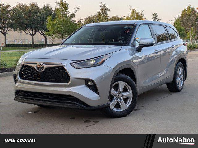 used 2024 Toyota Highlander car, priced at $35,995