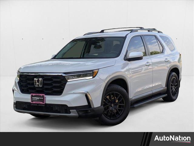 used 2023 Honda Pilot car, priced at $35,995