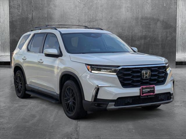 used 2023 Honda Pilot car, priced at $35,995