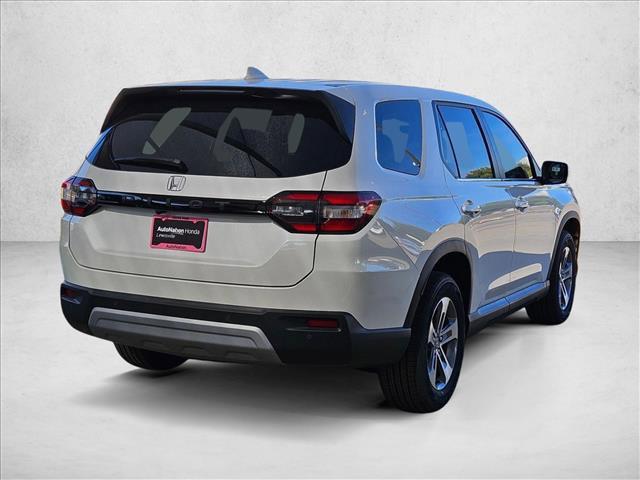 new 2025 Honda Pilot car, priced at $42,825