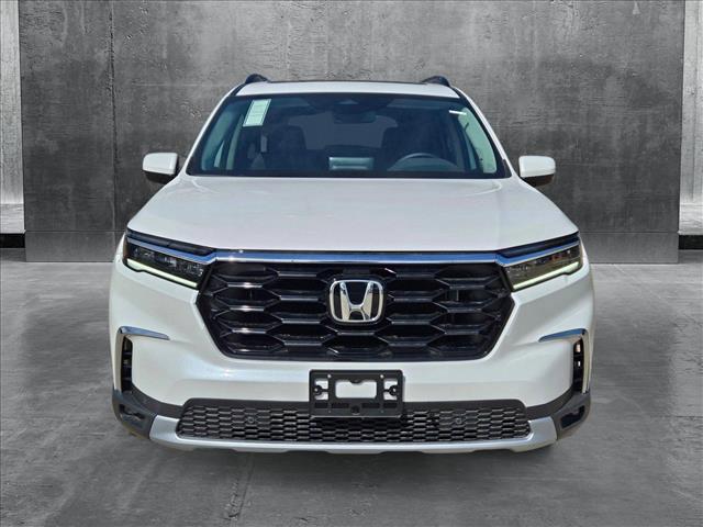 new 2025 Honda Pilot car, priced at $49,285